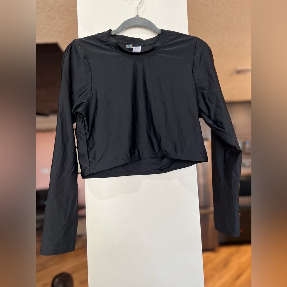 Decree Women's Black Swim Long Sleeve Cropped Top Size 0X